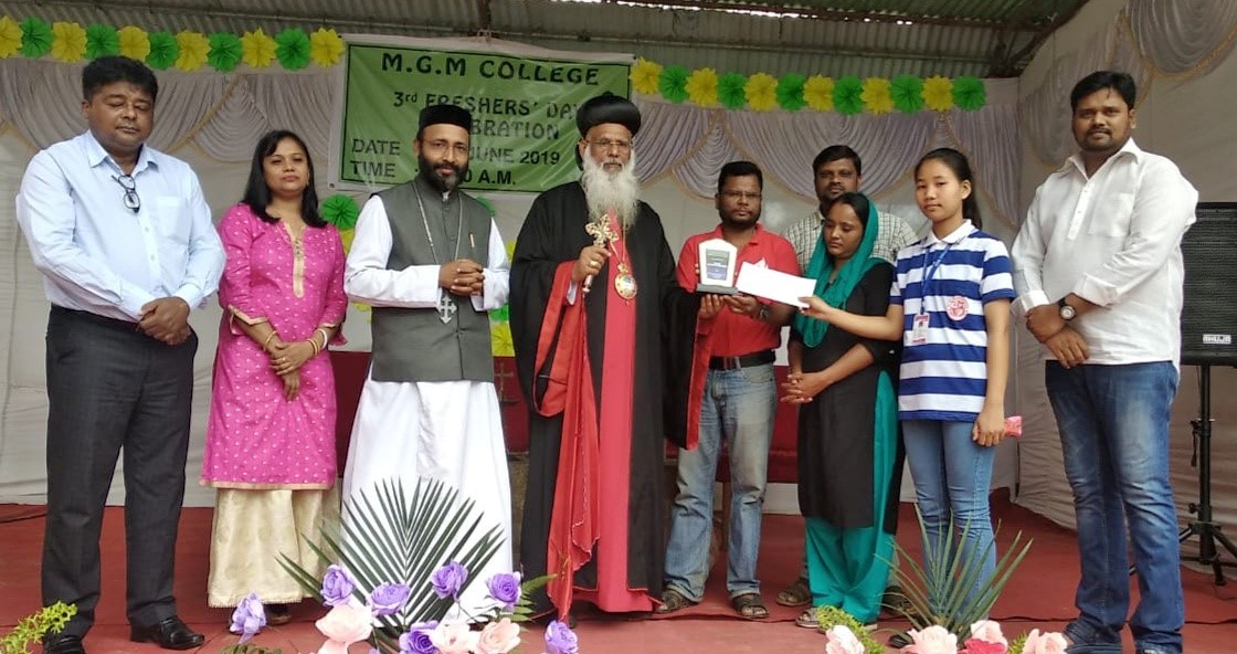 ST.THOMAS MISSION SOCIETY FELICITATED RANK HOLDERS OF MGMHSS & SEMESTER TOPPERS OF MGM COLLEGE